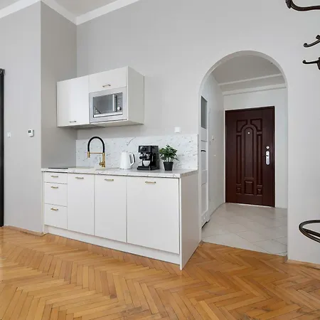 公寓 Cozy For 6 People Near Opera By Renters *